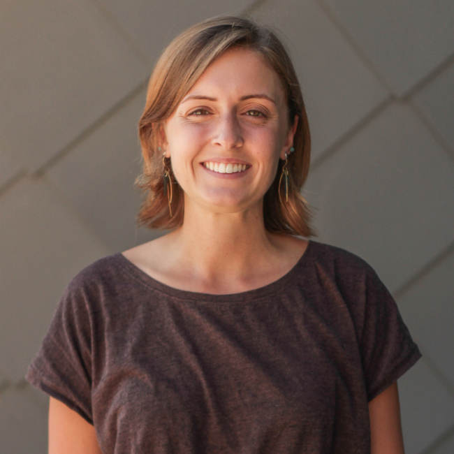 Kelly Walker headshot