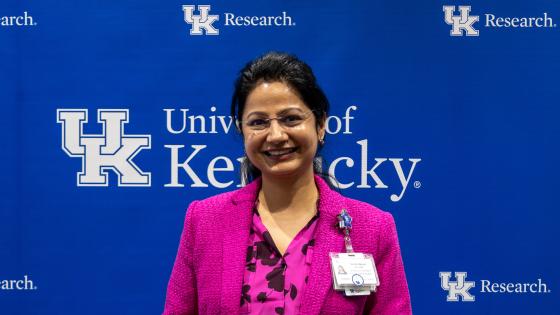 Sumati Kapoor poses with award